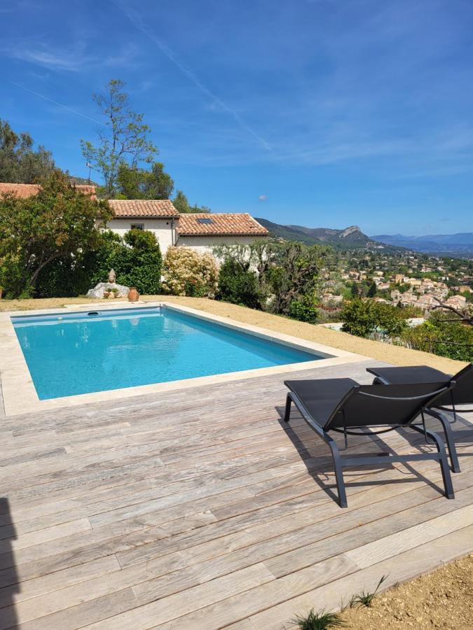 La Tourrette Bed & Breakfast Tourrettes-sur-Loup Dış mekan fotoğraf