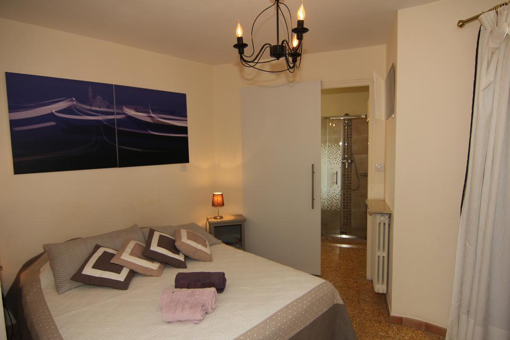 La Tourrette Bed & Breakfast Tourrettes-sur-Loup Dış mekan fotoğraf