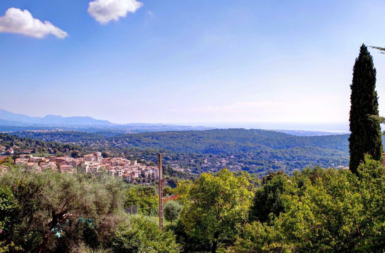 La Tourrette Bed & Breakfast Tourrettes-sur-Loup Oda fotoğraf